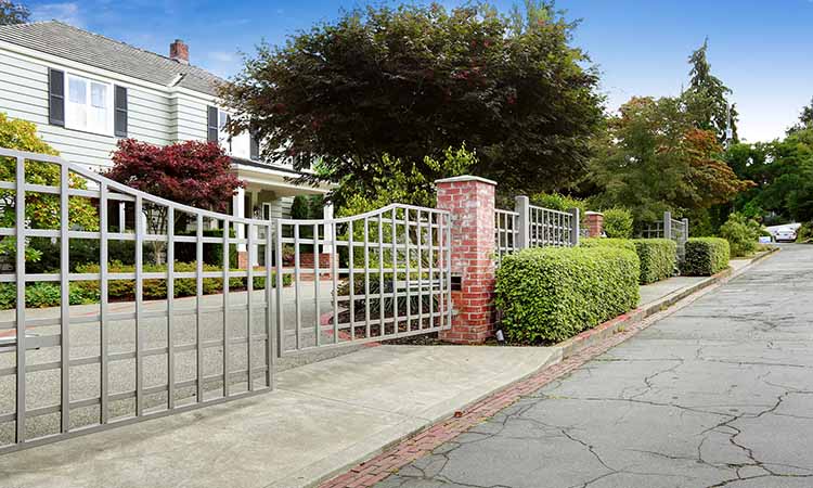 Automatic gate entrances